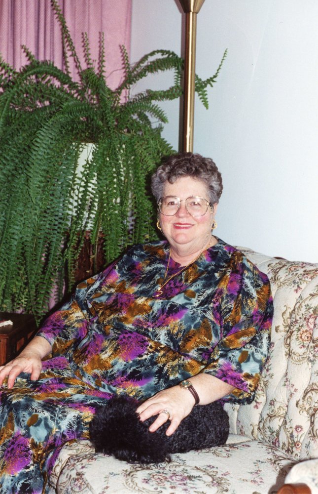 Anne  Labrecque